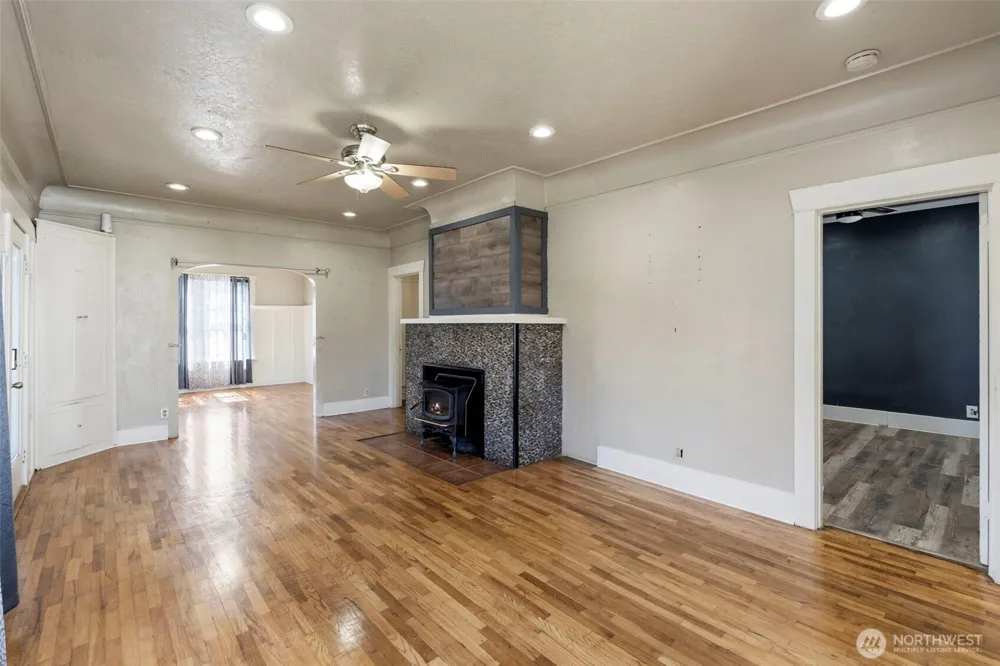 163 SW Cascade Chehalis, WA 98532