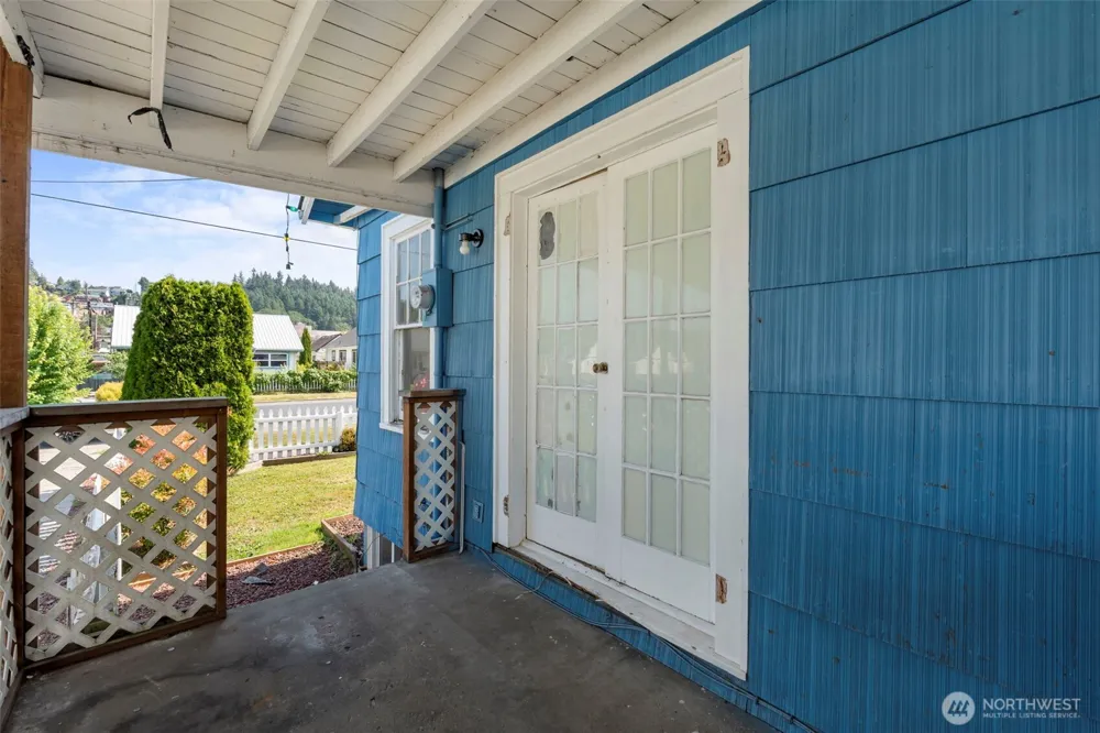 163 SW Cascade Chehalis, WA 98532