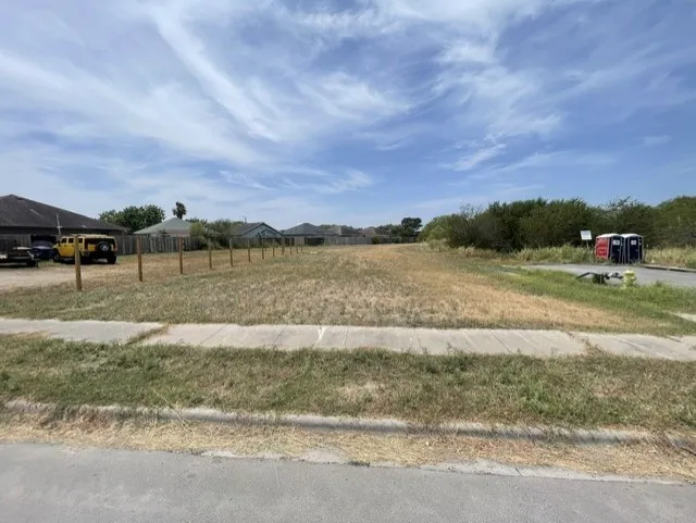 6221 Calle Cuernavaca Corpus Christi, TX 78417