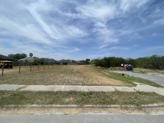 6221 Calle Cuernavaca Corpus Christi, TX 78417