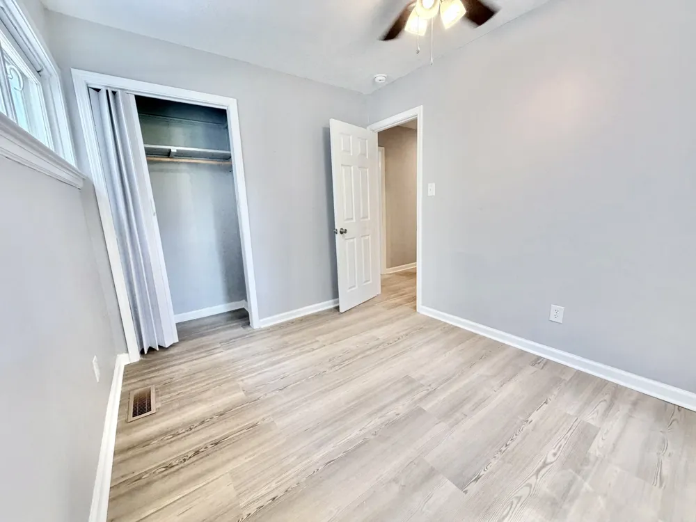 401 Sylvan Ter Hopkinsville, KY 42240