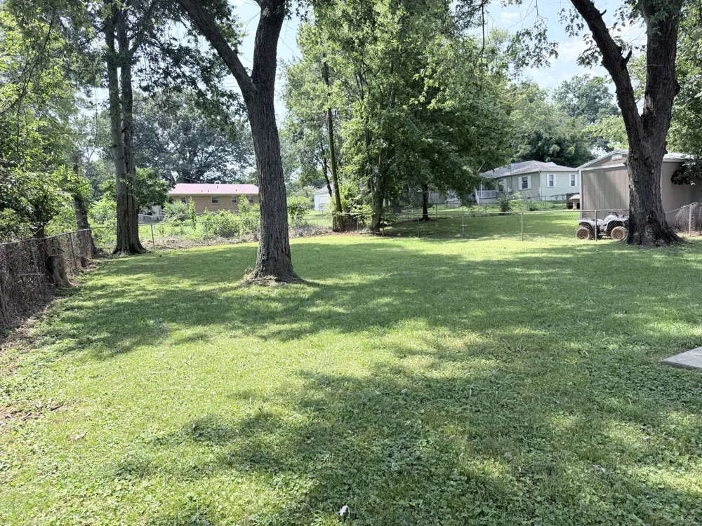 401 Sylvan Ter Hopkinsville, KY 42240