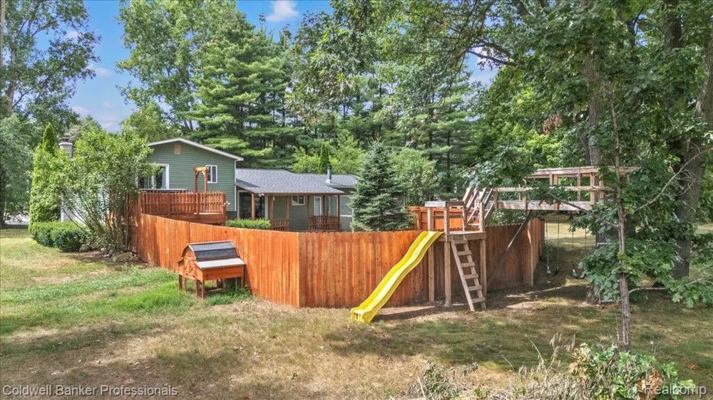 2488 Springfield Drive Oregon Township, MI 48446