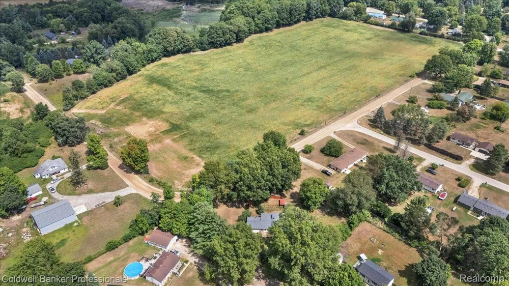 2488 Springfield Drive Oregon Township, MI 48446