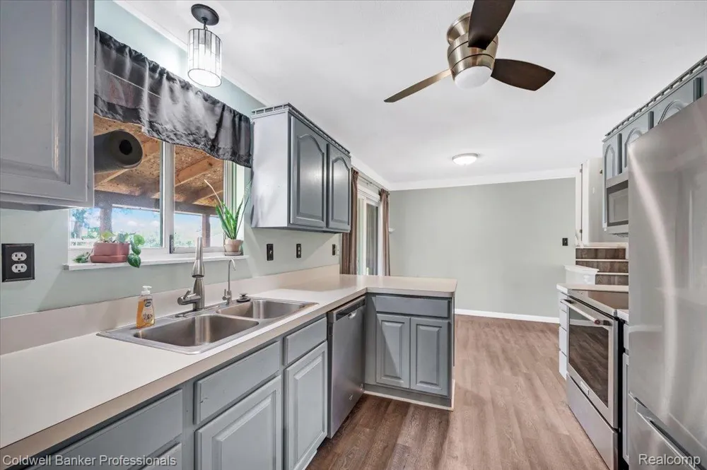 2488 Springfield Drive Oregon Township, MI 48446