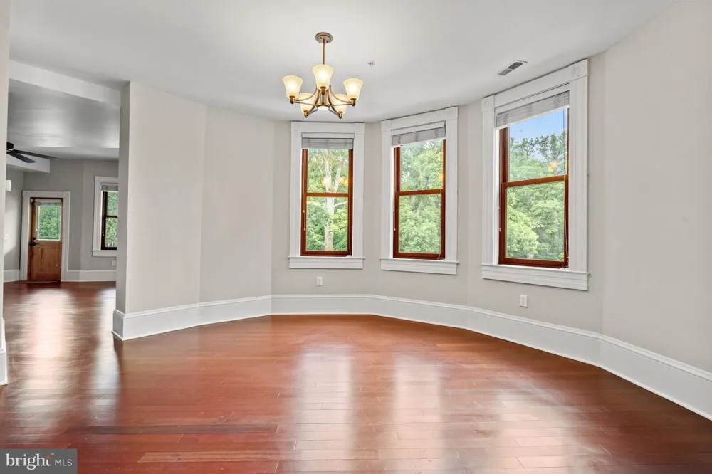 9610 DEWITT DRIVE #SH203 Silver Spring, MD 20910