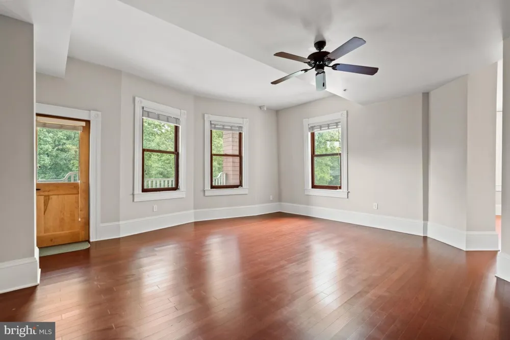 9610 DEWITT DRIVE #SH203 Silver Spring, MD 20910