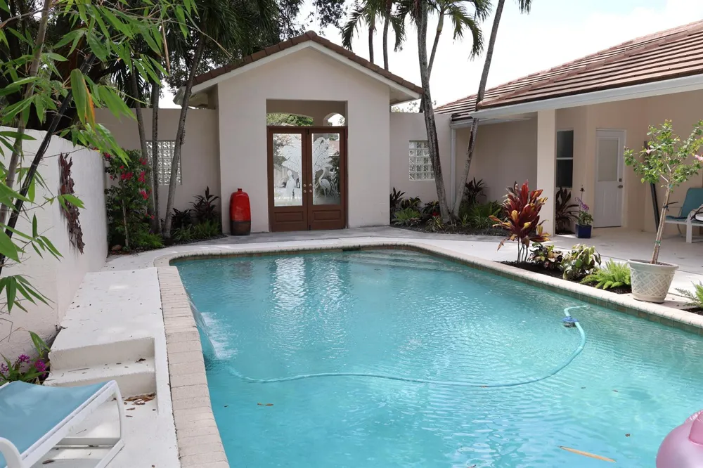 5705 NW 100th Terrace Coral Springs, FL 33076