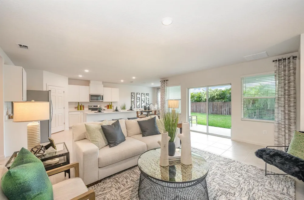 691 SE DELANCEY LANE Port St. Lucie, FL 34984