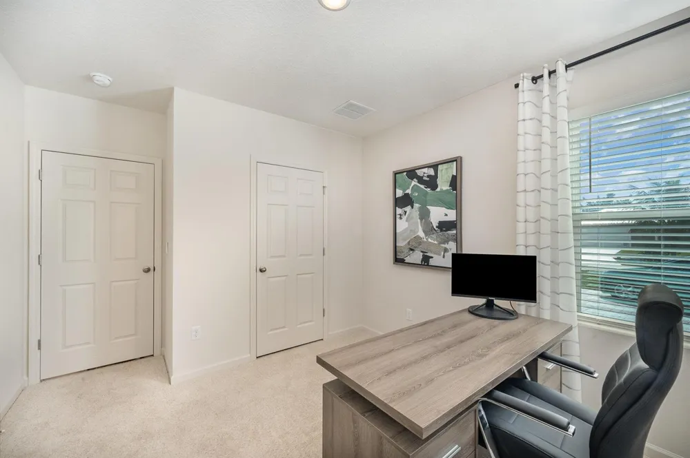 691 SE DELANCEY LANE Port St. Lucie, FL 34984