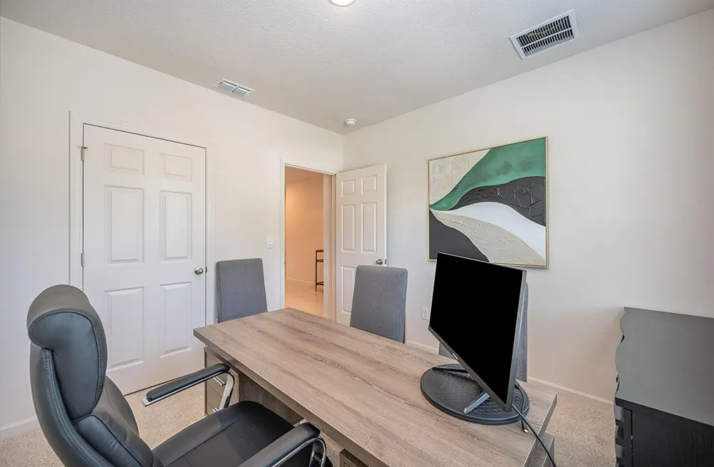 691 SE DELANCEY LANE Port St. Lucie, FL 34984