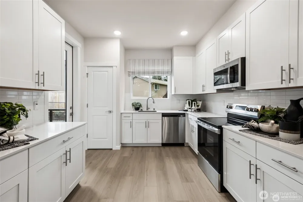 26930 187th Place SE #102 Covington, WA 98042