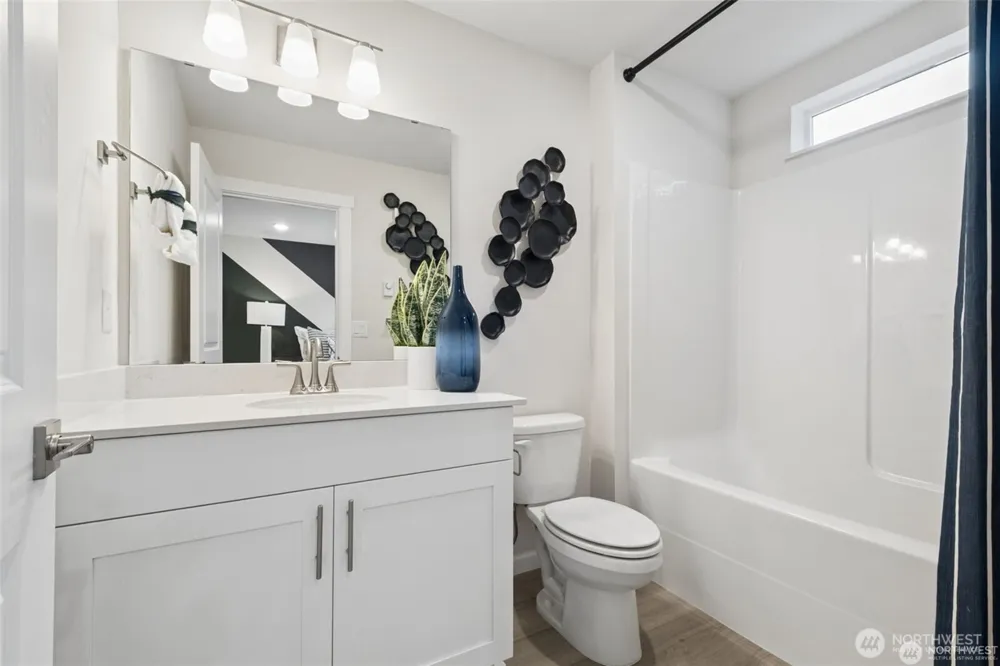 26930 187th Place SE #102 Covington, WA 98042