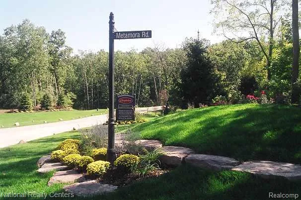 18 Steeplechase Drive Metamora Township, MI 48455