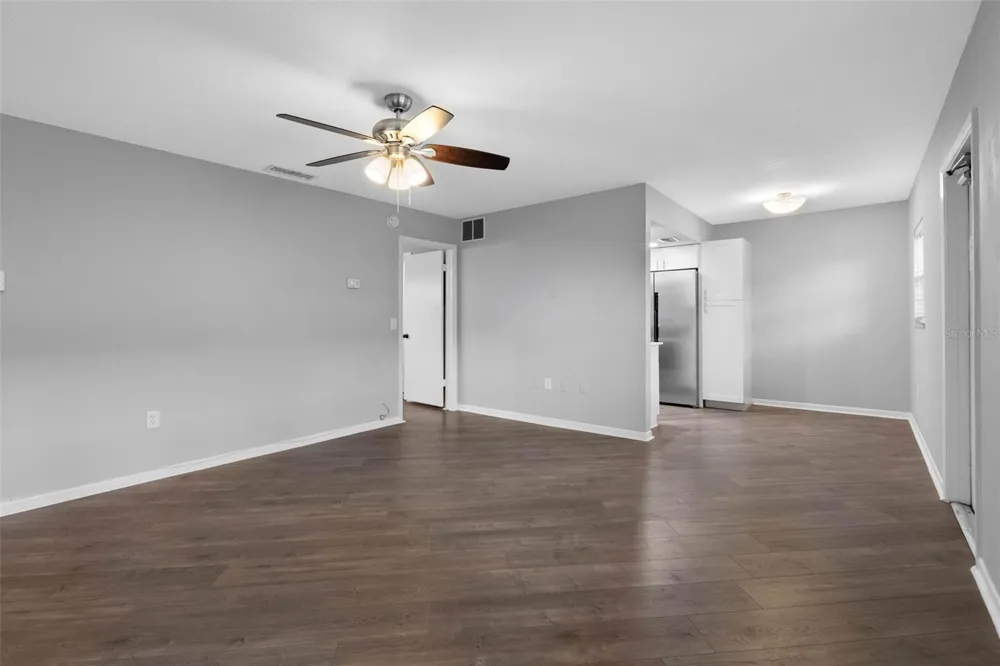 4050 4TH STREET #104 St Petersburg, FL 33703