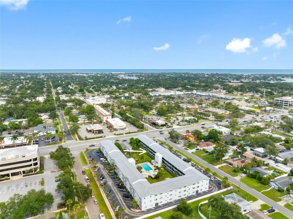 4050 4TH STREET #104 St Petersburg, FL 33703