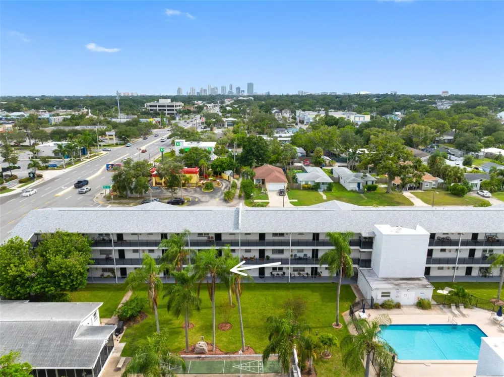 4050 4TH STREET #104 St Petersburg, FL 33703