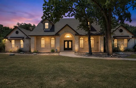 140 Oak Plaza Drive