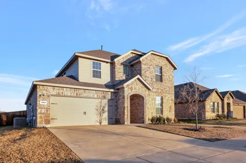1007 Hitchin Post Way