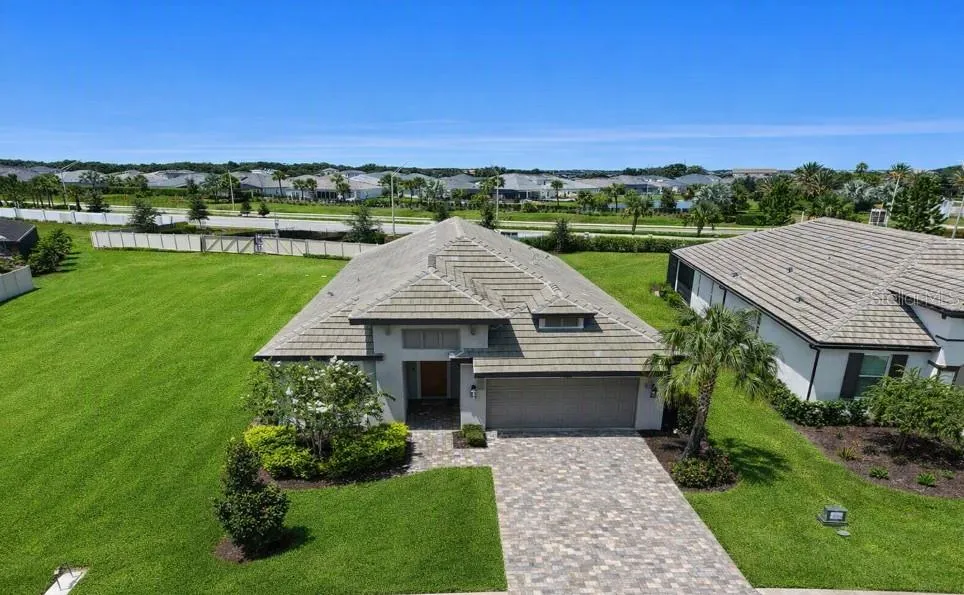 17668 SAVORY MIST CIRCLE Bradenton, FL 34211