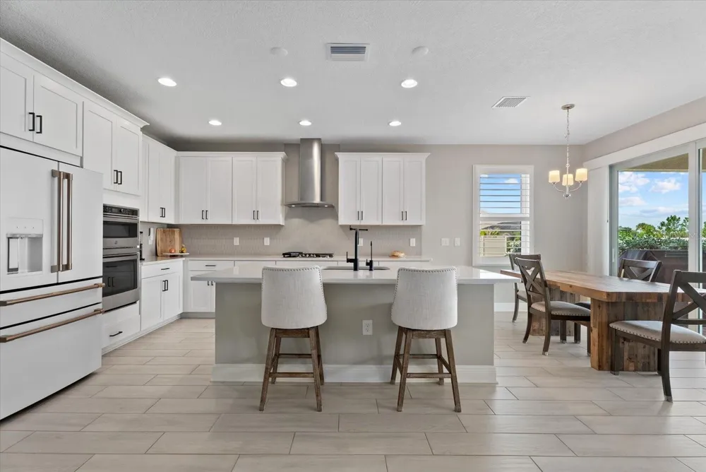17668 SAVORY MIST CIRCLE Bradenton, FL 34211