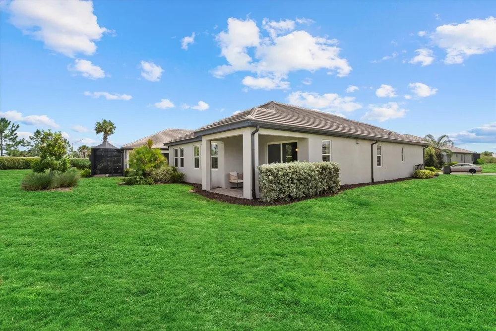 17668 SAVORY MIST CIRCLE Bradenton, FL 34211