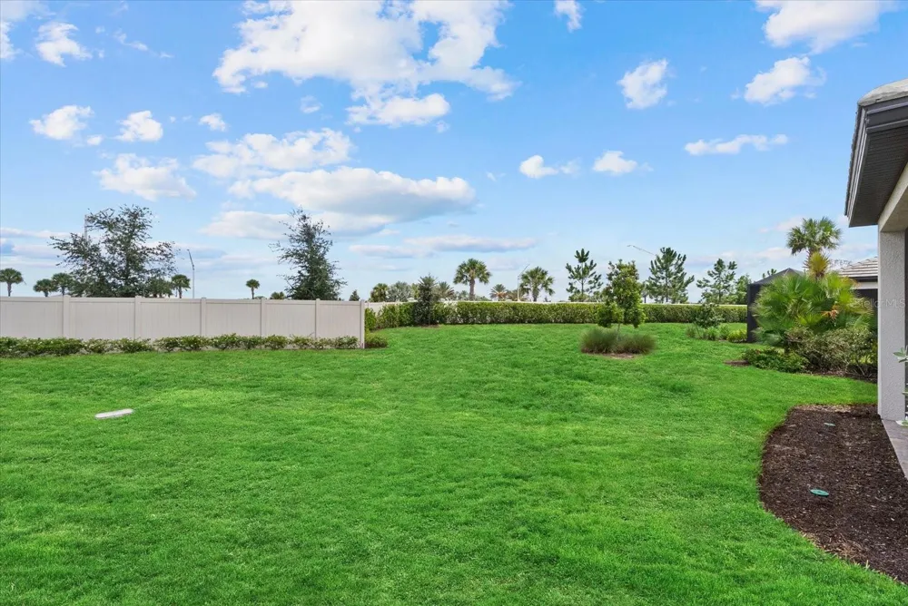 17668 SAVORY MIST CIRCLE Bradenton, FL 34211
