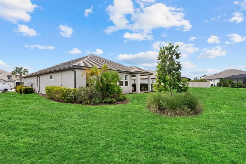 17668 SAVORY MIST CIRCLE Bradenton, FL 34211