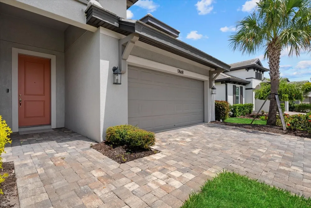 17668 SAVORY MIST CIRCLE Bradenton, FL 34211