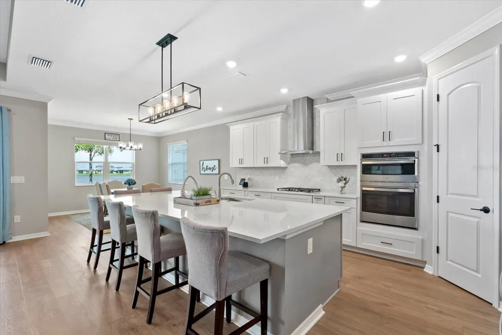 17668 SAVORY MIST CIRCLE Bradenton, FL 34211