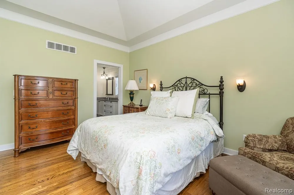 51770 North Avenue Macomb Township, MI 48042