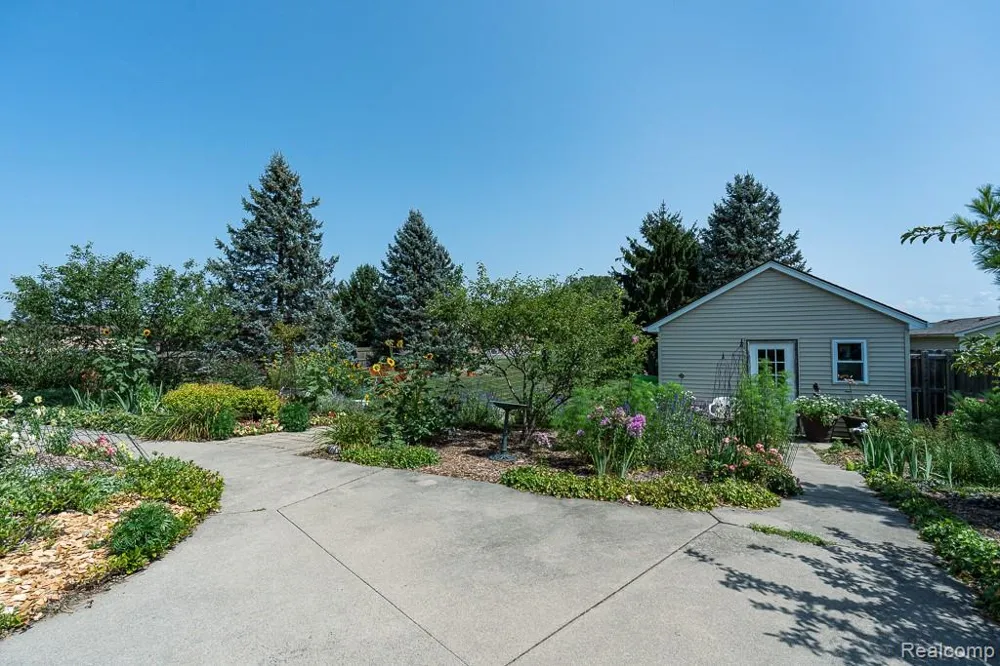 51770 North Avenue Macomb Township, MI 48042