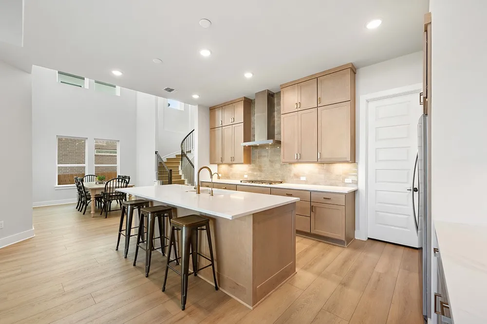 219 Craigends Yew Lane Dripping Springs, TX 78620