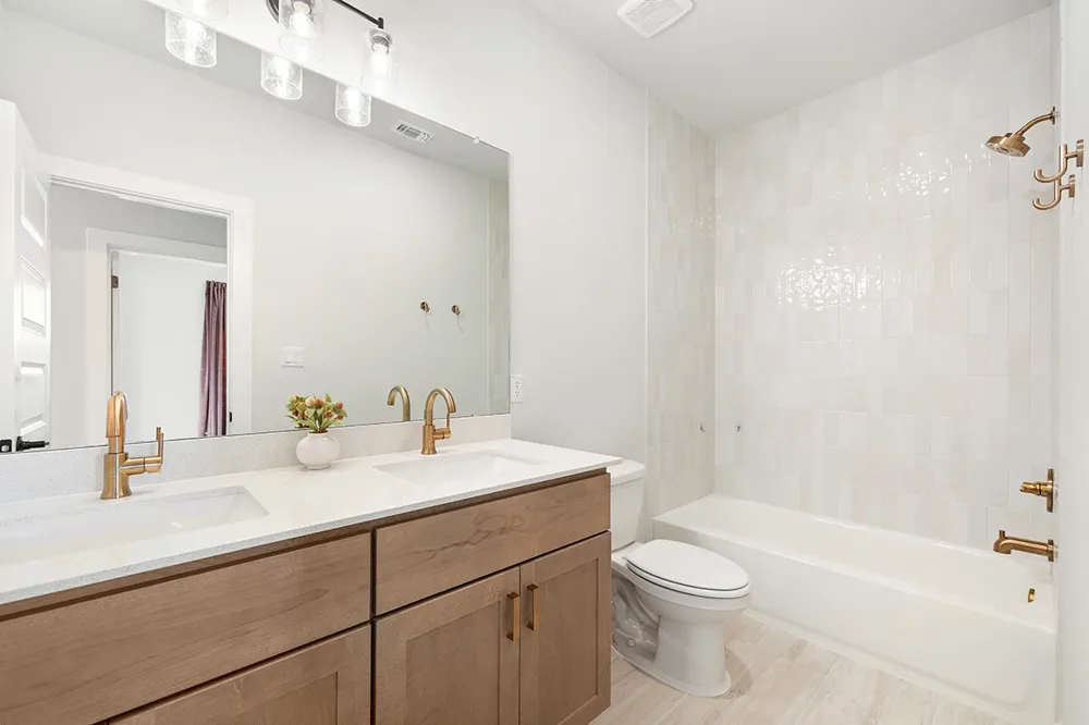 219 Craigends Yew Lane Dripping Springs, TX 78620
