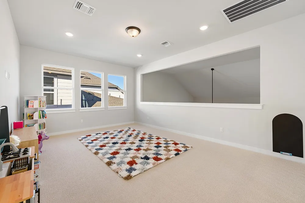 219 Craigends Yew Lane Dripping Springs, TX 78620