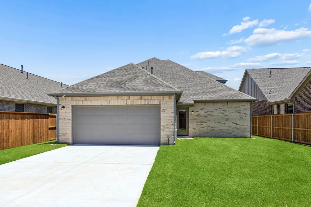 2283 Railhead Trail Waxahachie, TX 75165