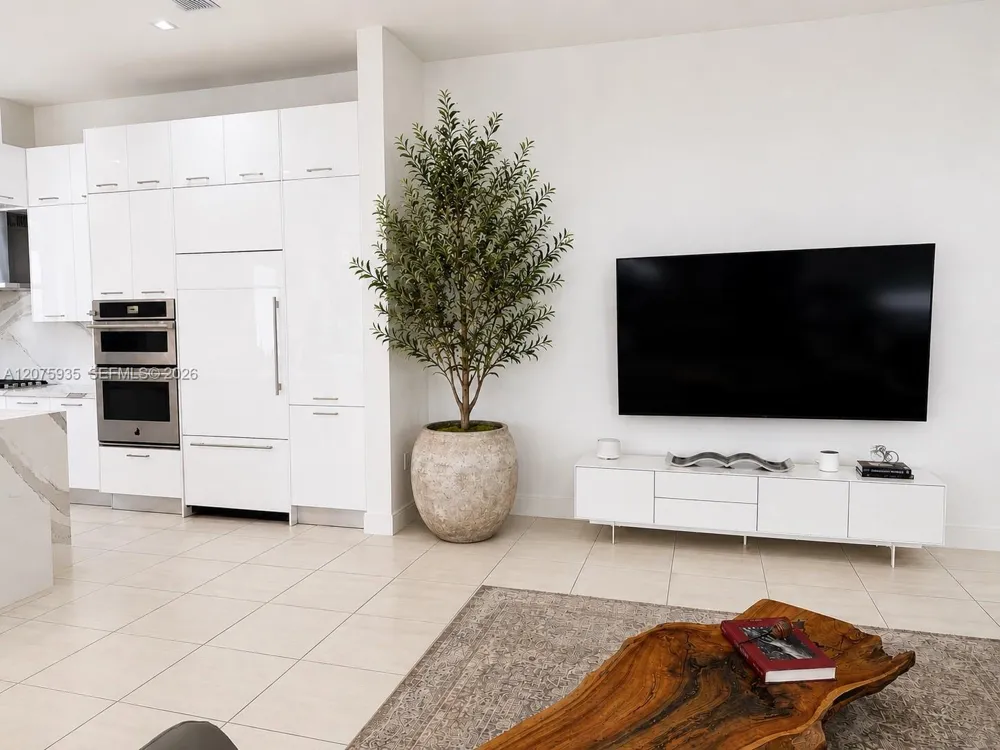 4318 NW 81st Ave Doral, FL 33166