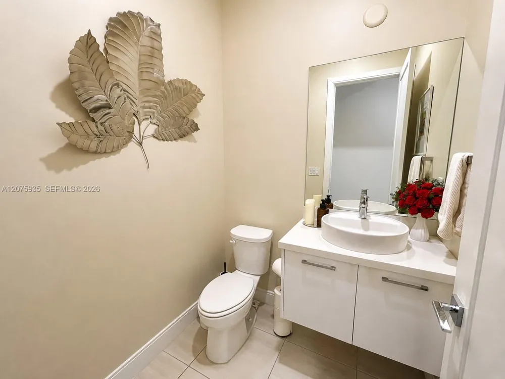 4318 NW 81st Ave Doral, FL 33166