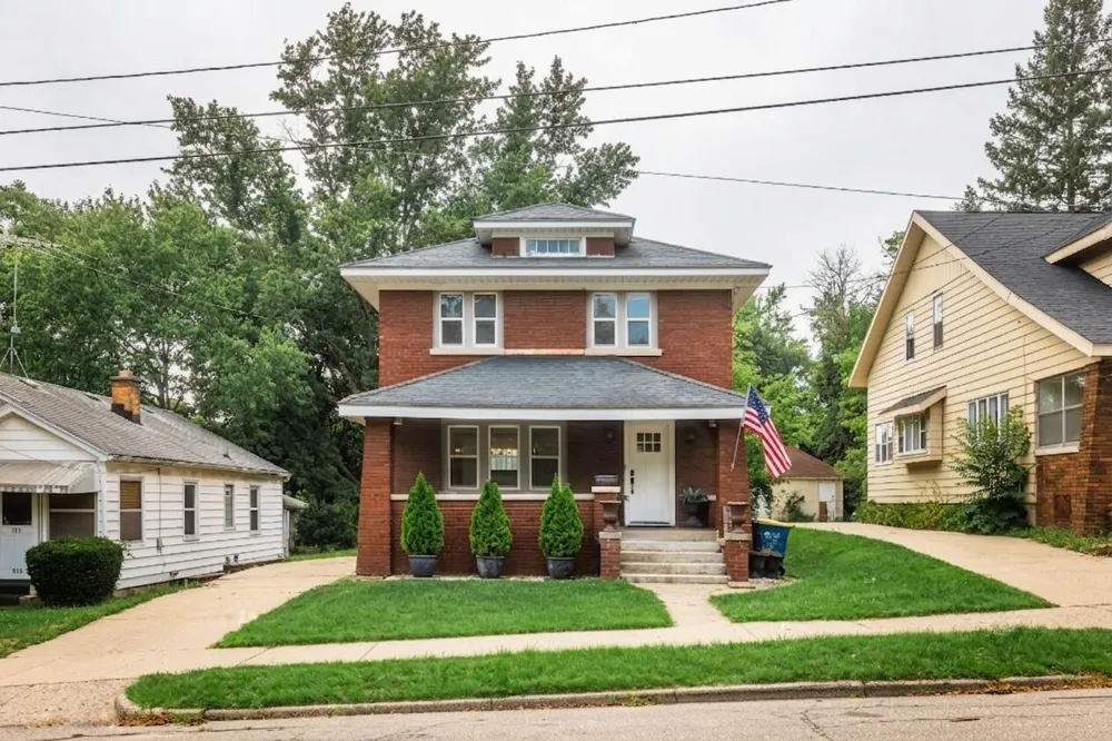 517 Eastern Avenue NE Grand Rapids City, MI 49503