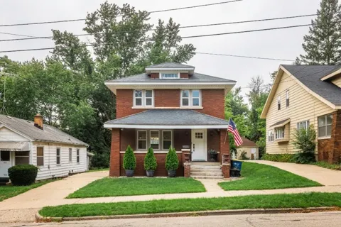 517 Eastern Avenue NE