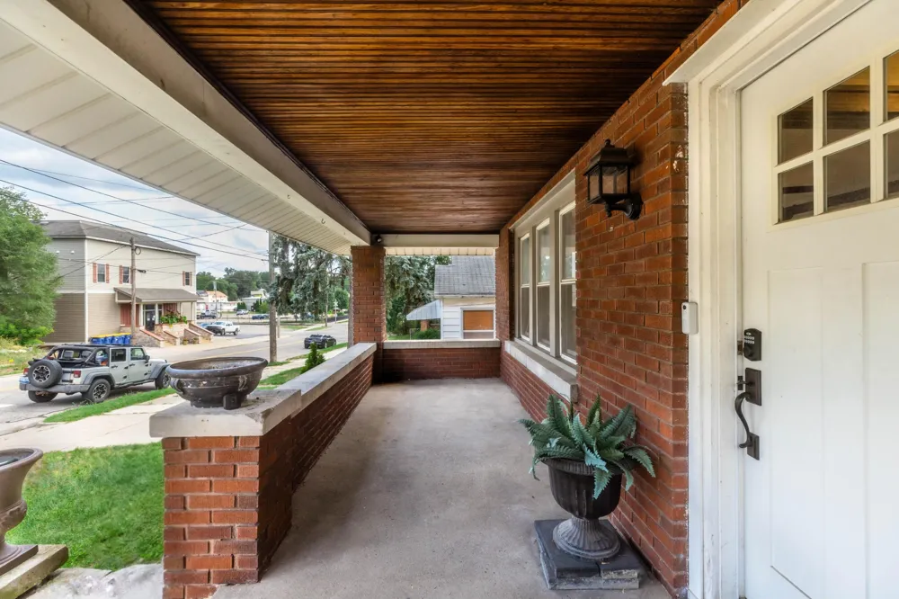 517 Eastern Avenue NE Grand Rapids City, MI 49503