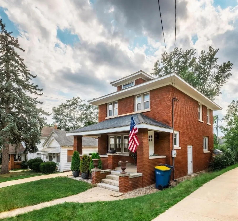 517 Eastern Avenue NE Grand Rapids City, MI 49503