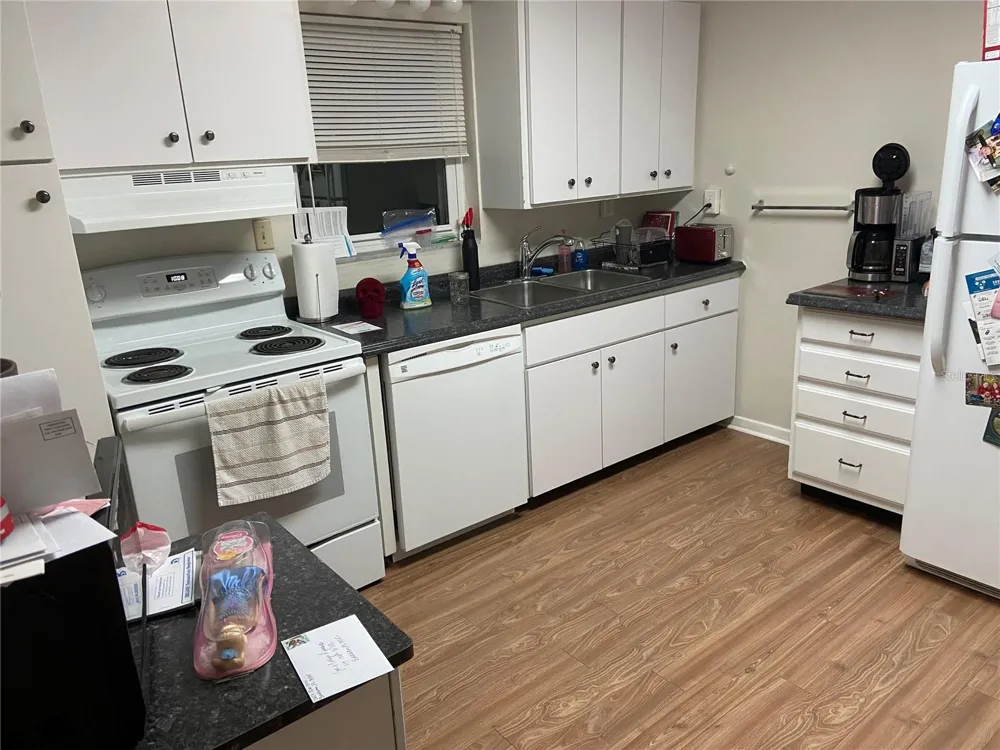 3617 32ND ST W Bradenton, FL 34212