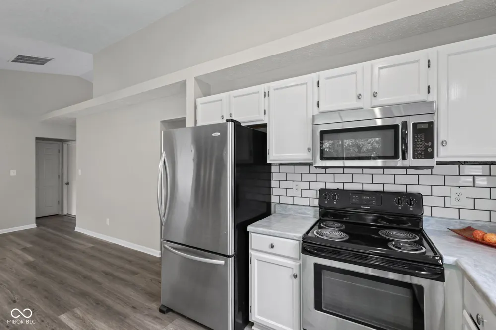 6815 Cherry Laurel Lane Fishers, IN 46038