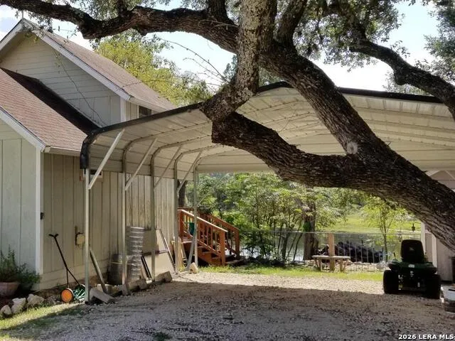 1676-1662 Lake Dr Spring Branch, TX 78070
