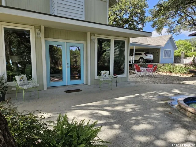 1676-1662 Lake Dr Spring Branch, TX 78070