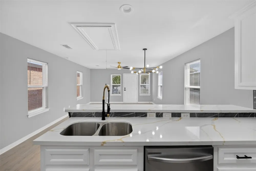 2917 Avenue M Galveston, TX 77550