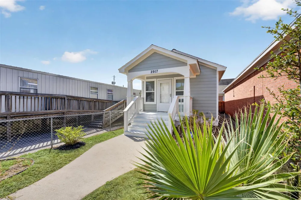 2917 Avenue M Galveston, TX 77550