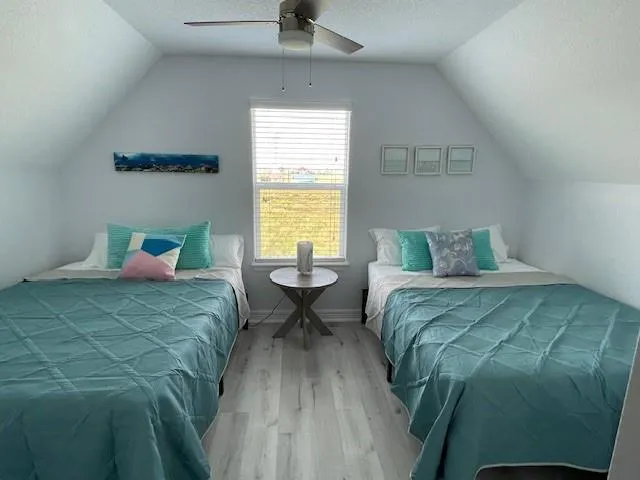 203 Sea Oats Drive Surfside Beach, TX 77541