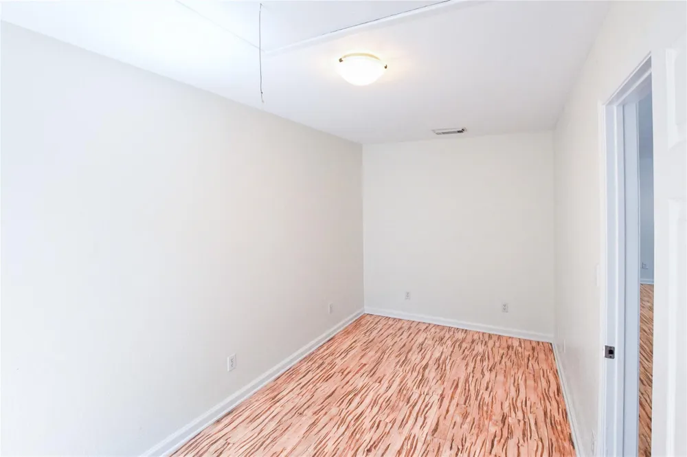 2 Lovers Lane Dickinson, TX 77539